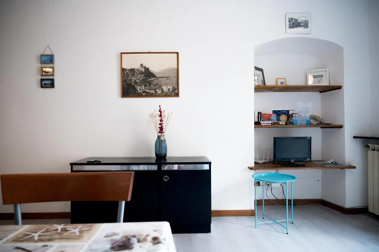 5 Terre Apartamento Lerici 0*,  Itália